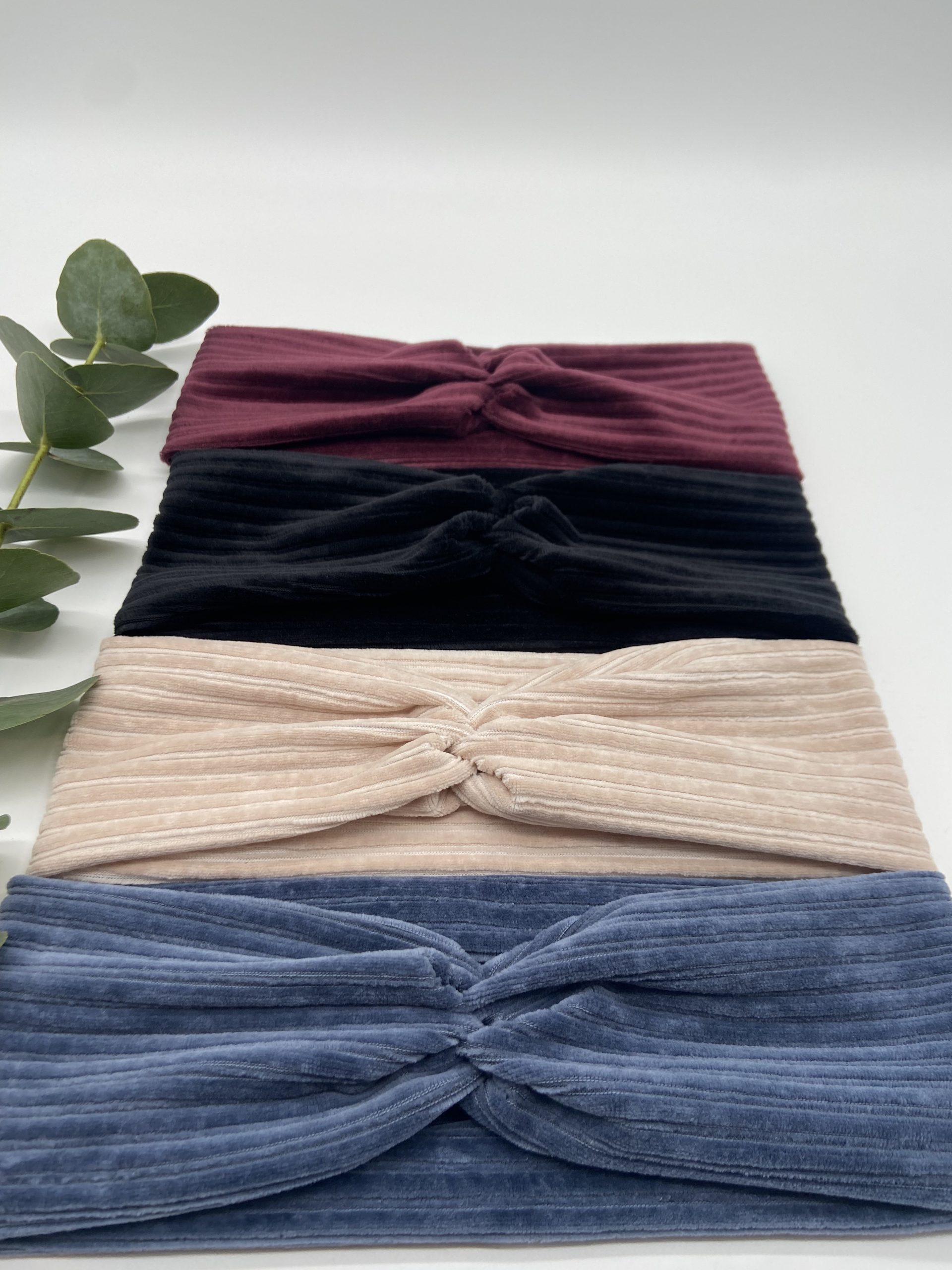 Haarband aus Cord in Bordeaux, Schwarz, Creme und Blau – Bild 4